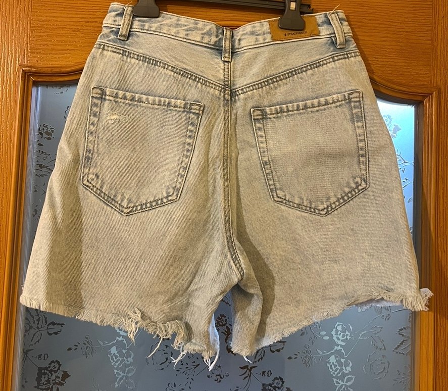Bohem Tarzı Bej Mini Denim Şort - Görsel 2