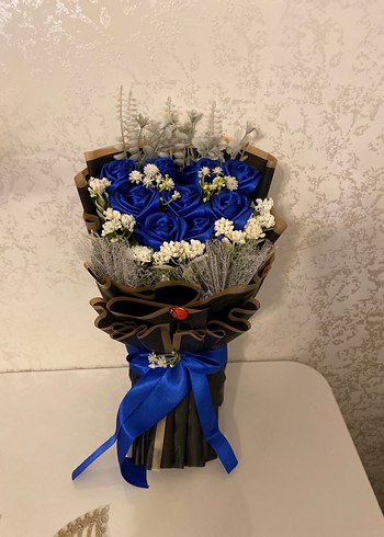  Özel Tasarım Mavi Gül Buketi  El Yapımı Şık Aranjman  - Görsel 2