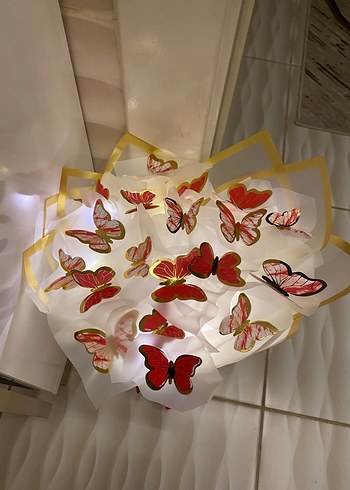 Altın Renkli Kelebekli İpek Fular - Görsel 4