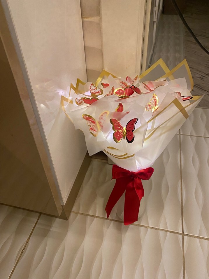 Altın Renkli Kelebekli İpek Fular - Görsel 2