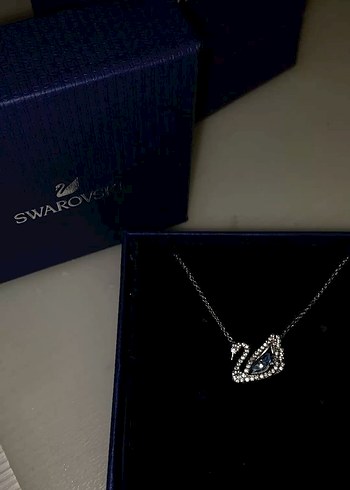 swarowski kuğulu kolye TÜM RENKLERİ MEVCUTTUR ÖZELDEN YAZINIZ - Görsel 2