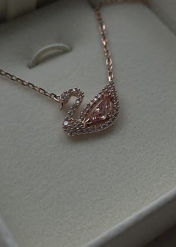 swarowski kuğulu kolye TÜM RENKLERİ MEVCUTTUR ÖZELDEN YAZINIZ - Görsel 3