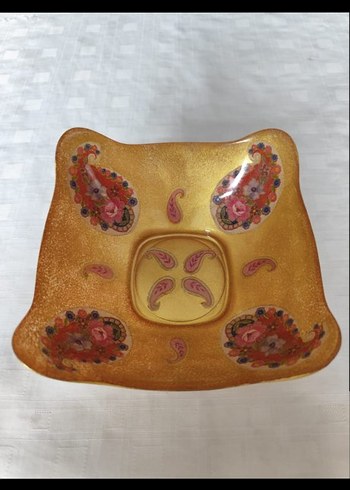 Şal Desenli Parlak Altın Renkli Dekoratif Cam Tabak  - Görsel 3