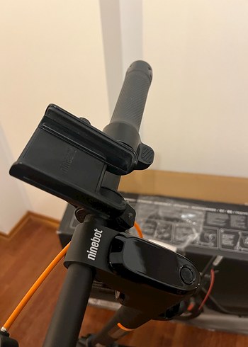 Segway Ninebot F2 Pro Scooter + Aksesuarlar - Görsel 2