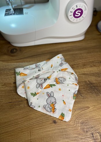 tavşan desen müslin kumaş bebek yakalık - Görsel 2