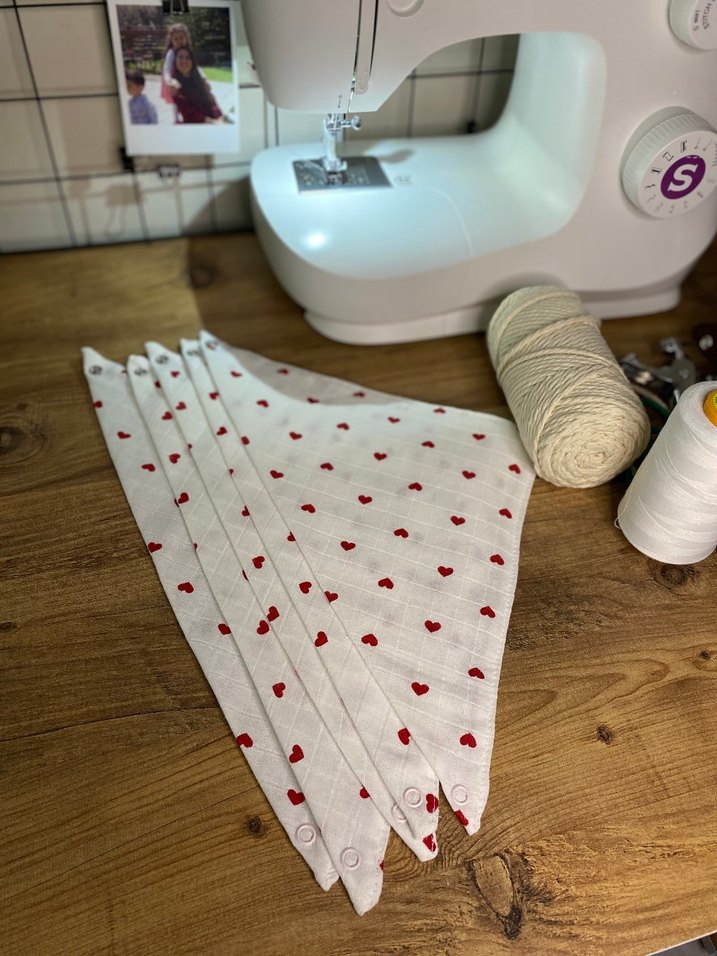 kalp desenli müslin kumaş bebek yakalığı - Görsel 4