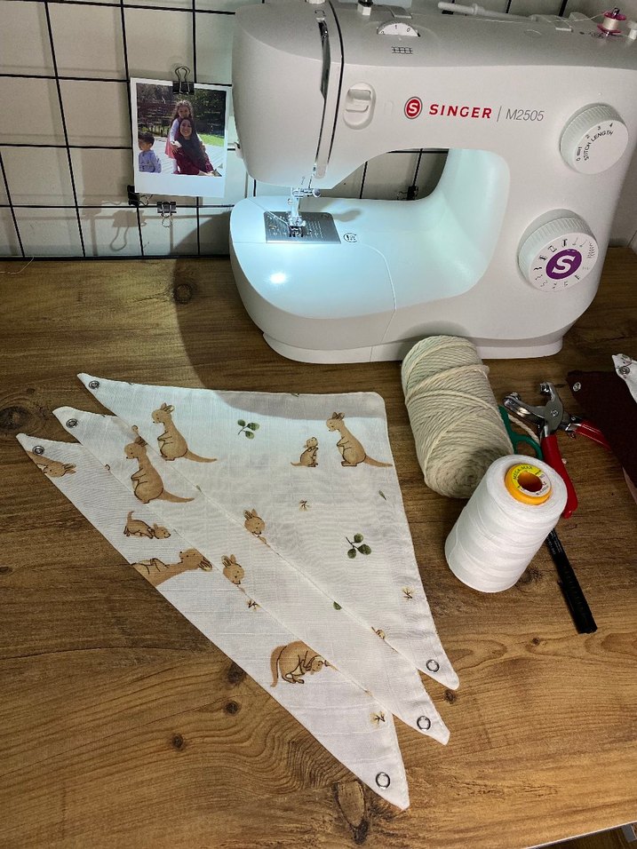 kanguru desenli müslin bebek yakalık - Görsel 2