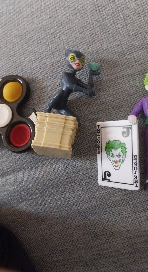 Joker ve Catwoman Figürleri ve Spinner Oyuncak - Görsel 3