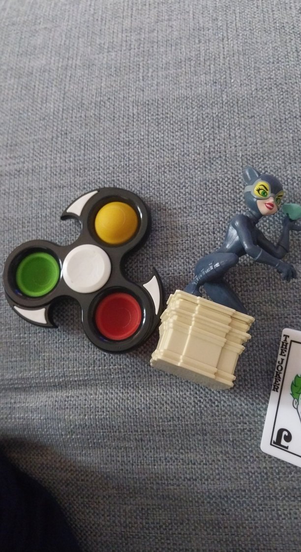 Joker ve Catwoman Figürleri ve Spinner Oyuncak - Görsel 4