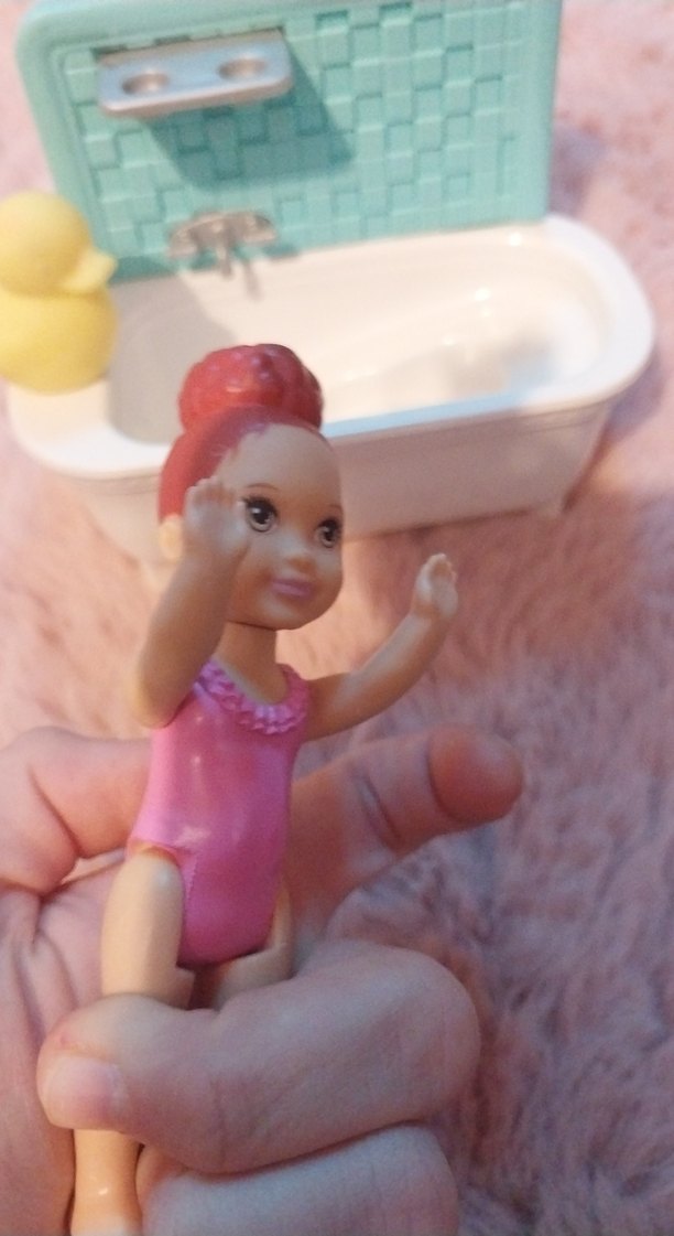 barbie Bebek ve Küvet Oyuncak Seti gerçek chelsee - Görsel 4