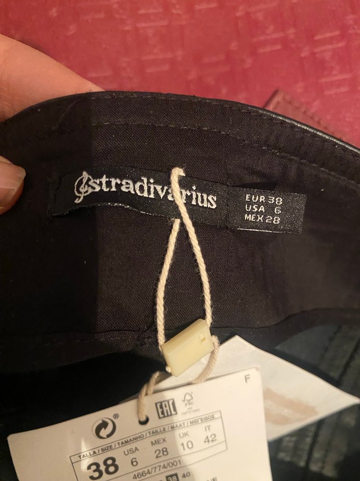 Siyah Deri Mini Etek Fermuarlı - Görsel 4