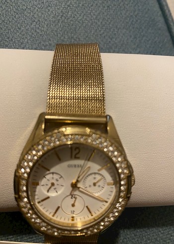 Guess marka ,Altın Renkli Kemerli Kadın Saati - Görsel 4