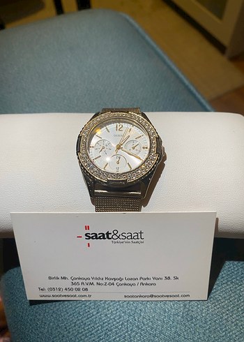 Guess marka ,Altın Renkli Kemerli Kadın Saati - Görsel 2