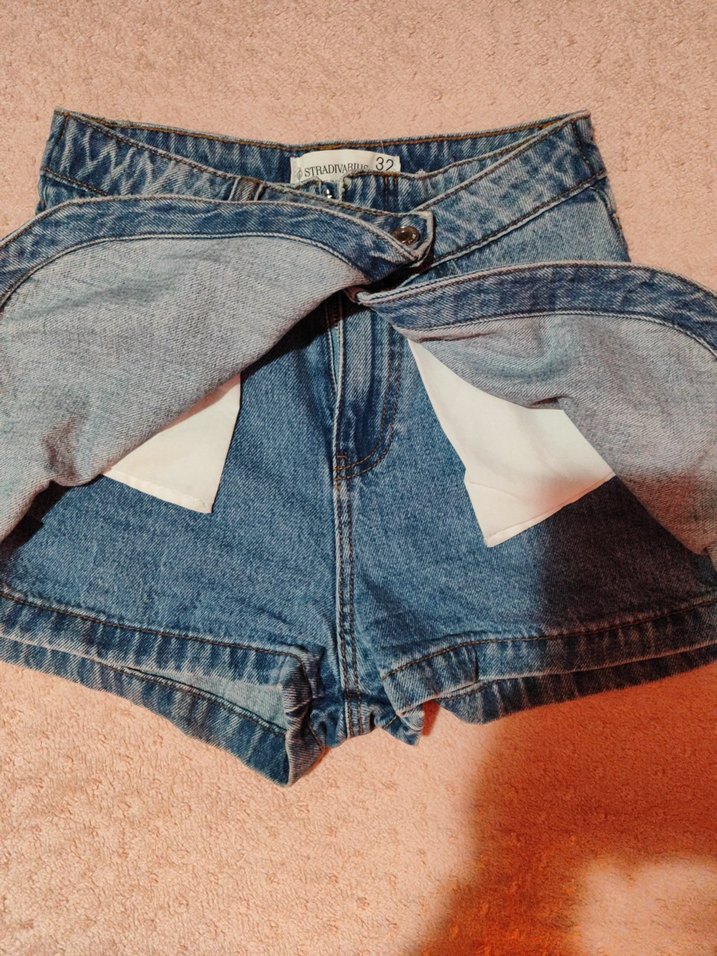 Düğmeli Mavi Mini Denim Şort Etek - Görsel 4