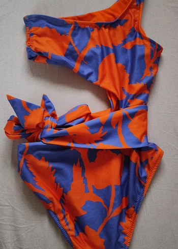 Renkli Bağcıklı Kadın Mayo - Görsel 2