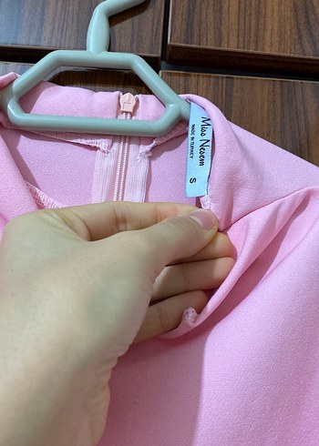 Pudra Renk Drapeli V Yakalı Kadın Bluz - Görsel 4