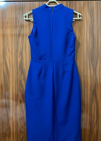 Mavi V Yaka Midi İş Elbisesi - Görsel 4