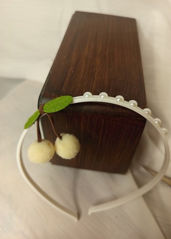 Beyaz Fiyonklu Çocuk Saç Bandı - Görsel 4