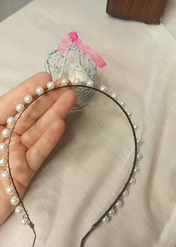 Boncuklu Bej İnce demir Taç - Görsel 2