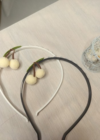 İNCİ DETAYLI KİRAZLI PLASTİK ÇOCUK /BEBEK TACI - Görsel 4