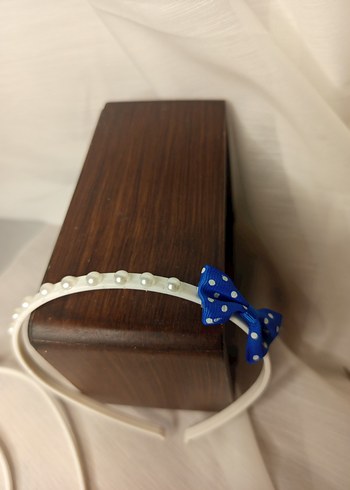 Mavi Puantiyeli Fiyonk Detaylı Plastik Çocuk Taç - Görsel 2