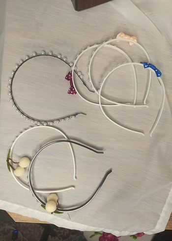 Mavi Puantiyeli Fiyonk Detaylı Plastik Çocuk Taç - Görsel 5