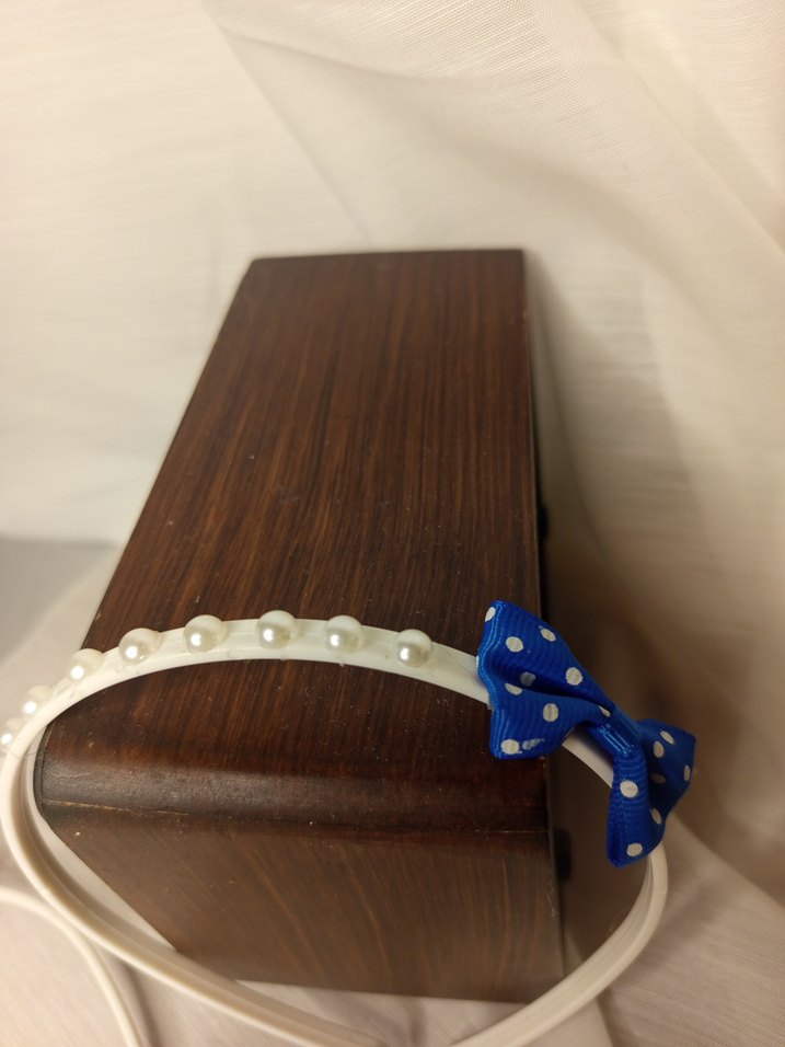 Mavi Puantiyeli Fiyonk Detaylı Plastik Çocuk Taç - Görsel 3