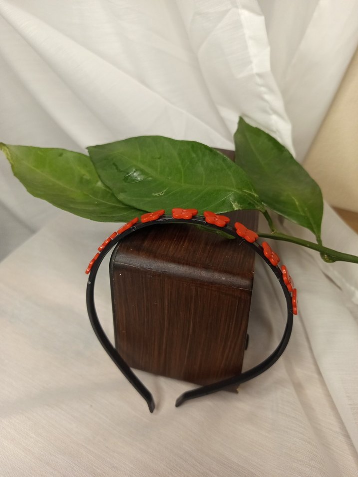 Kırmızı Nakışlı plastik Çocuk Saç Bandı - Görsel 3