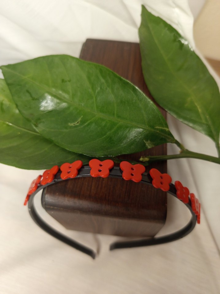 Kırmızı Nakışlı plastik Çocuk Saç Bandı - Görsel 2