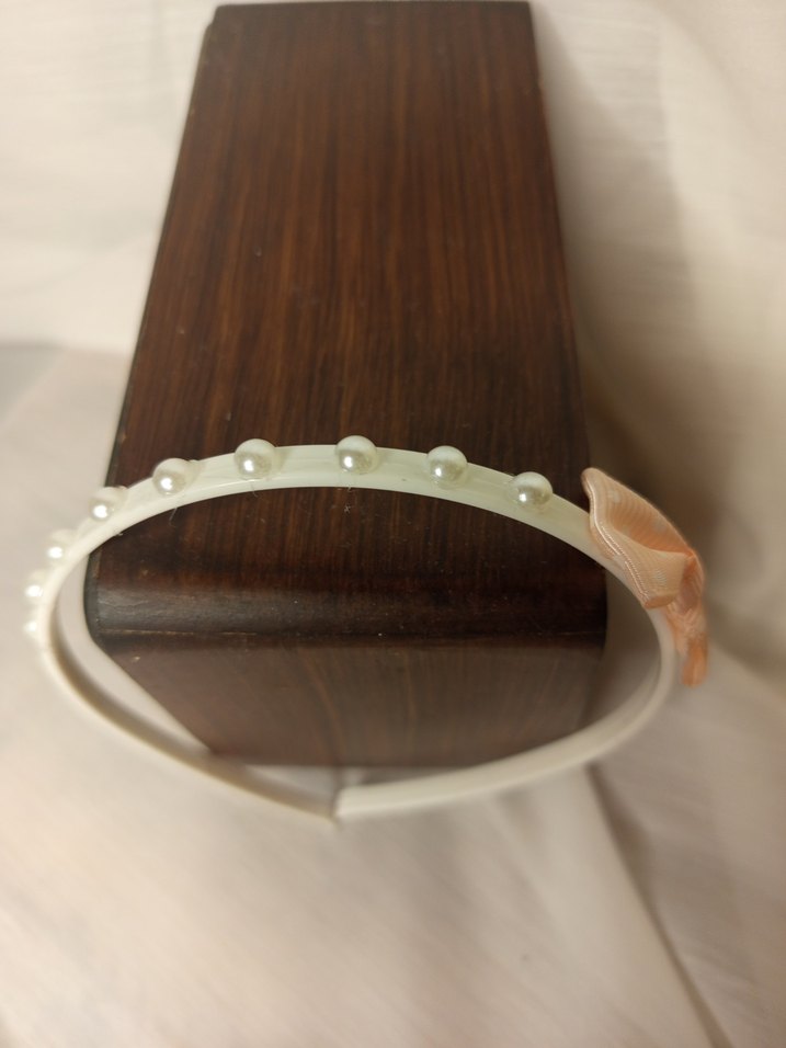 İnci Detaylı Bej Fiyonk Saç Bandı Tacı - Görsel 2