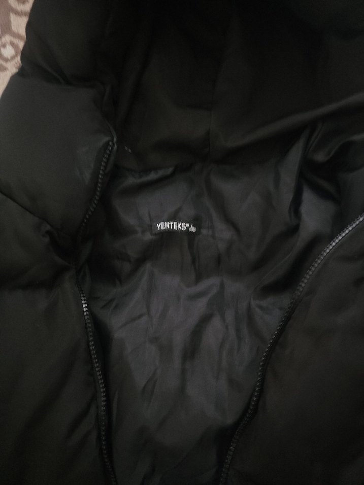 Siyah Kadın Kışlık Kürklü Mont - Görsel 3