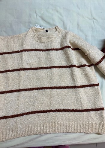 Bej Çizgili Örgü Kadın Kazak etiketli - Görsel 2