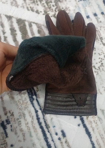 Kahverengi eldiven - Görsel 3