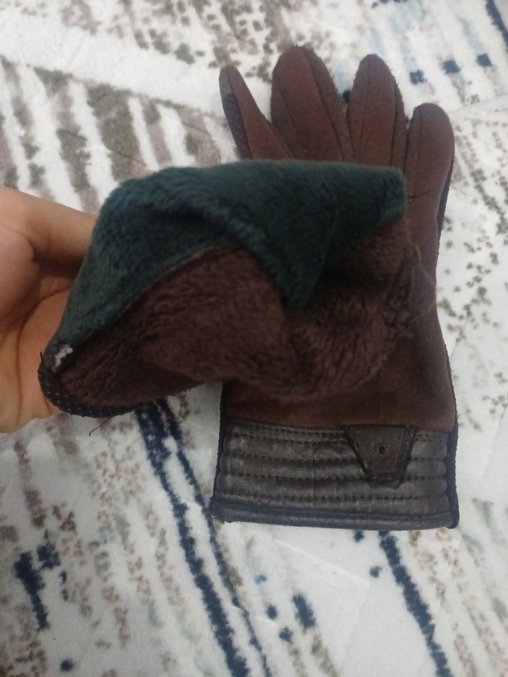 Kahverengi eldiven - Görsel 3