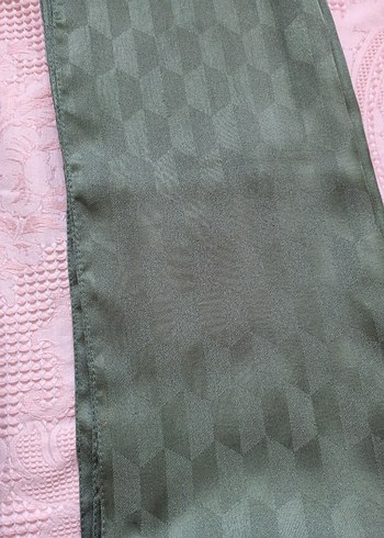 Kadın Kat Kat Yeşil Saten Şal - Görsel 3