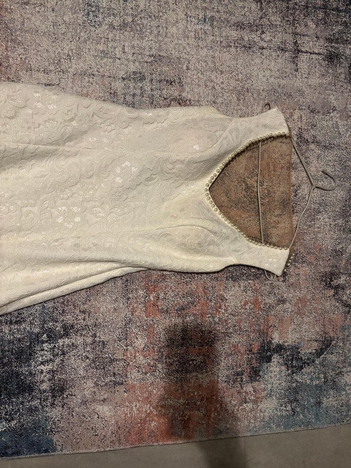 Dantel Detaylı Beyaz Uzun V Yaka Gelinlik - Görsel 2