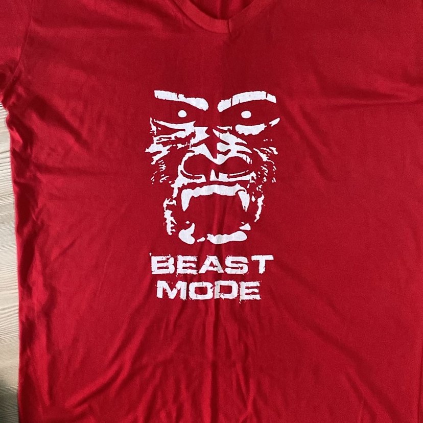 Kırmızı V Yaka Baskılı Erkek tişört - Görsel 5