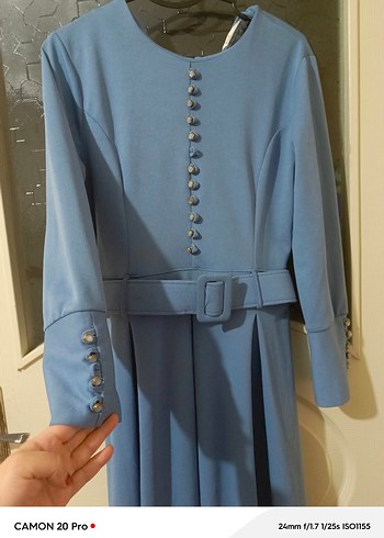 Düğmeli Mavi Uzun Kollu Uzun Elbise - Görsel 2