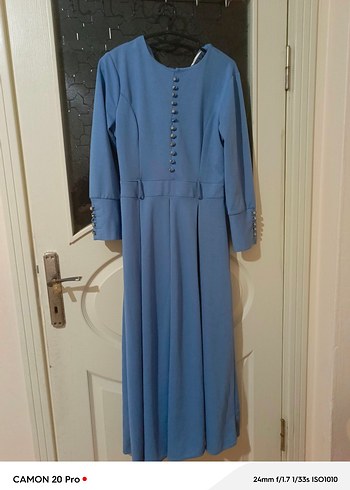 Düğmeli Mavi Uzun Kollu Uzun Elbise - Görsel 3