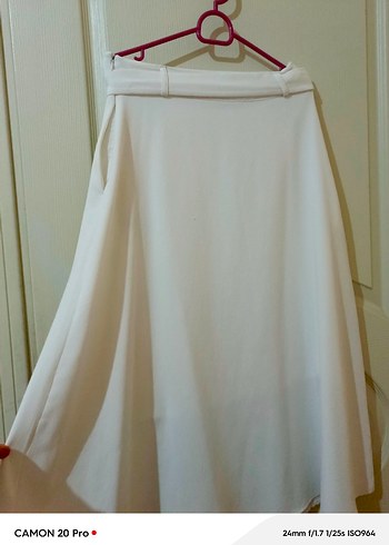 Düğmeli Beyaz Kadın Uzun Etek - Görsel 3