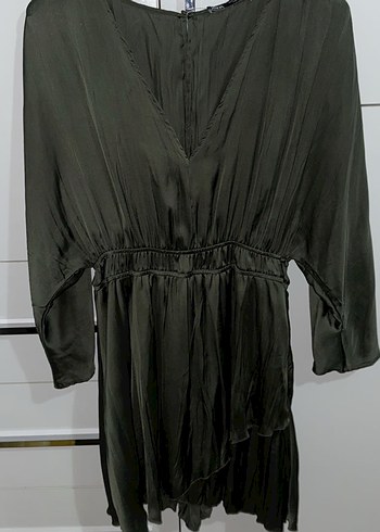 ZARA SATEN HAKİ ŞORTLU ELBİSE - Görsel 2