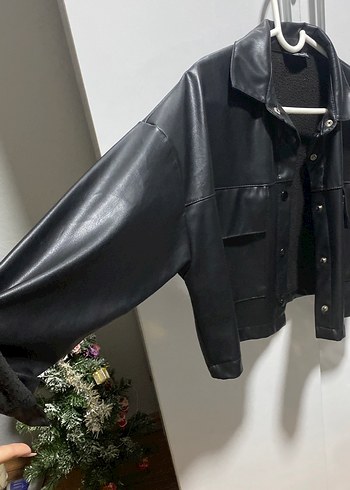 Siyah Düğmeli Deri Kadın Ceket - Görsel 3