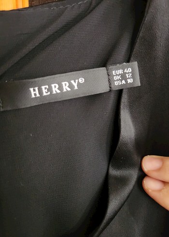 HERRY Siyah Elbise  EUR 40  Kemer Detaylı - Görsel 4