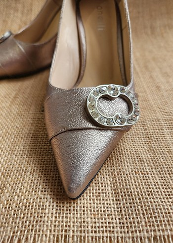Anelli Shoes 37 Numara Şık Metalik Topuklu Ayakkabı - Görsel 3