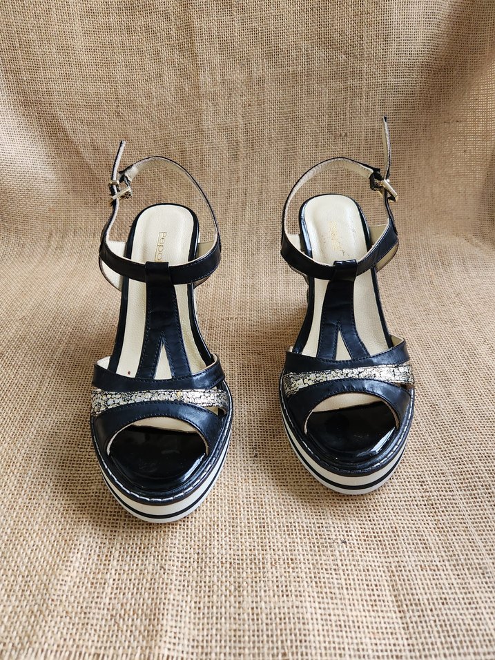 Beppo Hakiki Deri Dolgu Topuk Sandalet 37  Temiz - Görsel 2