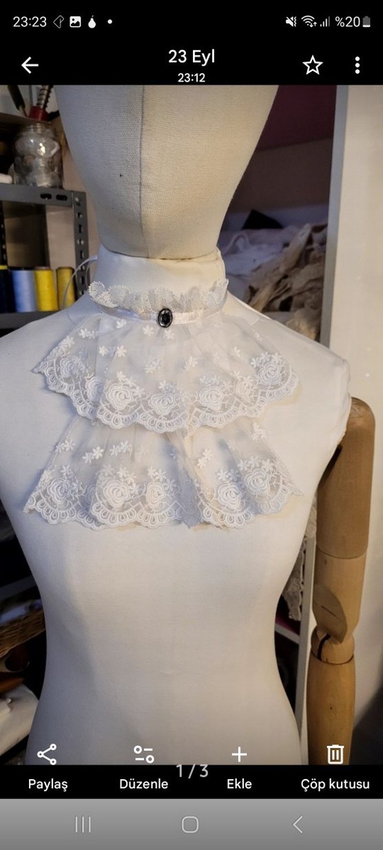 Dantelli Beyaz Gotik Kadın Broş - Görsel 4