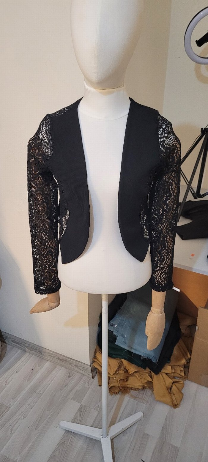 Dantel Detaylı Siyah Gotik Bolero - Görsel 3