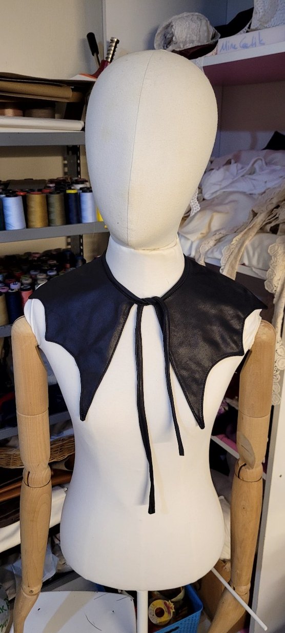 Kızlar için Siyah Deri Goth Bolero - Görsel 3