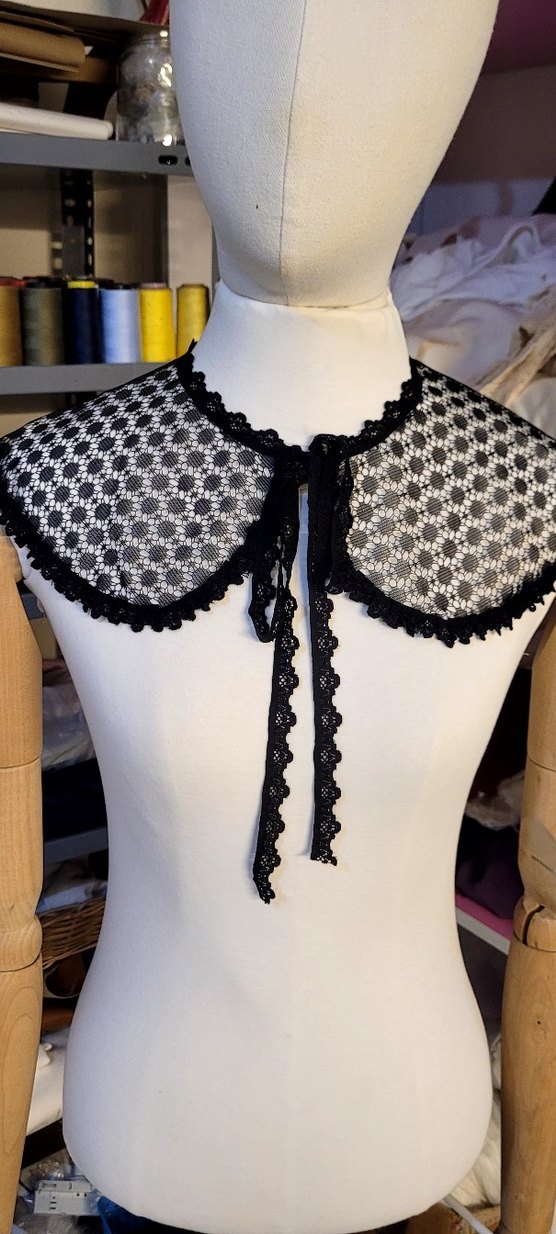 Dantel İşlemeli Siyah Gotik Kız Bolero - Görsel 3