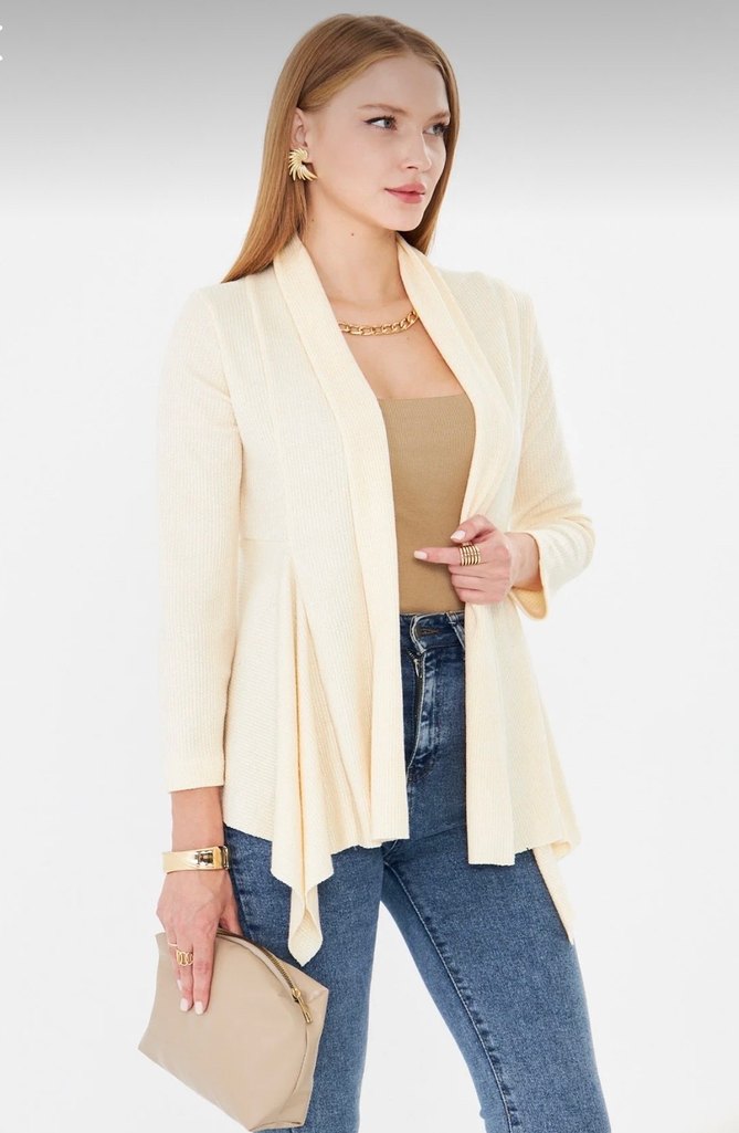 Bej Renkli Salaş Kesim Hırka (Ön sipariştir) - Görsel 2